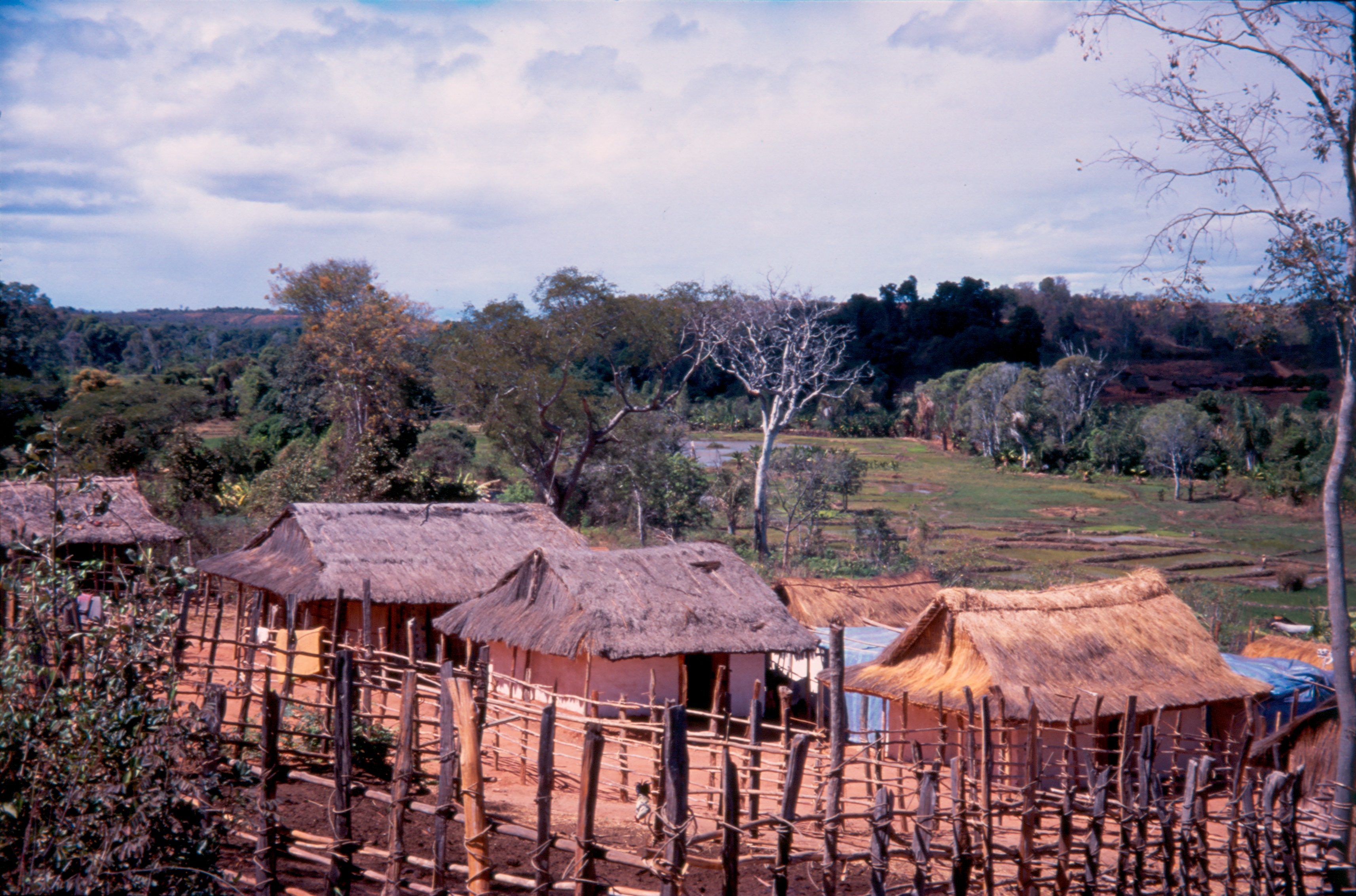 Dia Madagaskar 012 Dorf